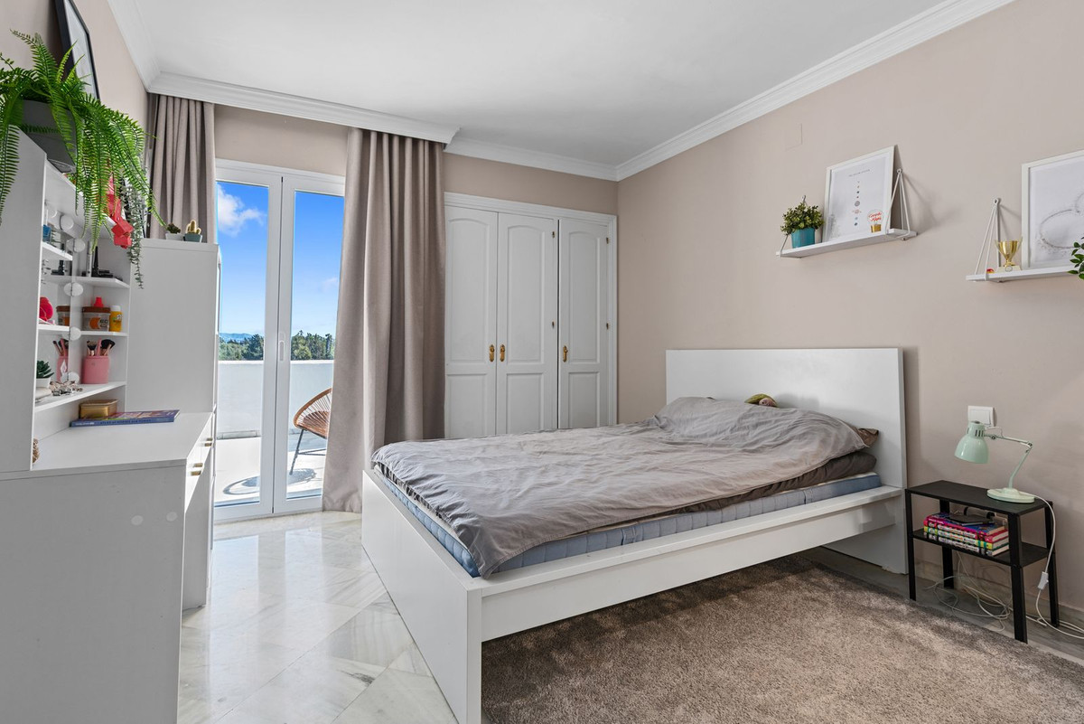 Adosados de 4 dormitorios en venta en Puerto Ban�s – R5308672 Adosados de 4 dormitorios en venta en Puerto Ban�s – R5308672