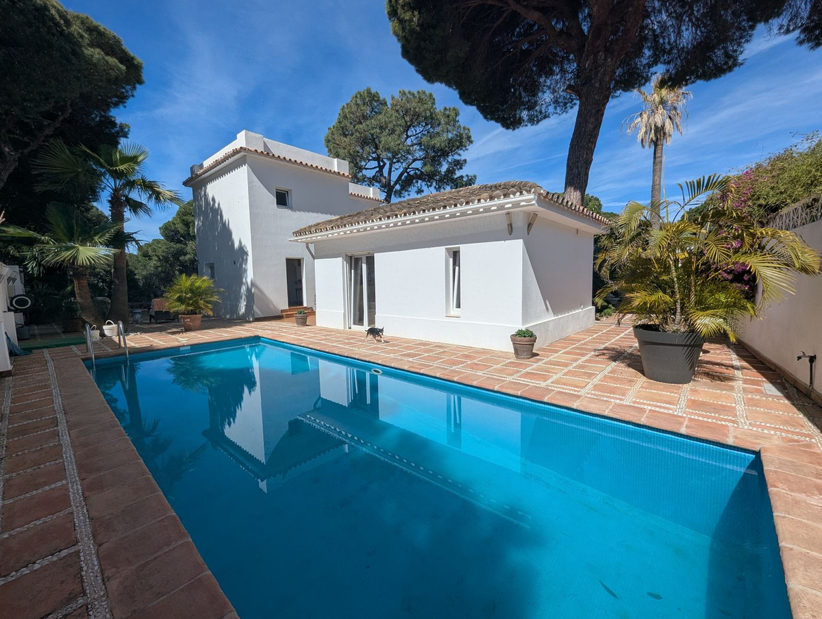 4 bedroom Villas for sale in El Rosario – R5387854 4 bedroom Villas for sale in El Rosario – R5387854