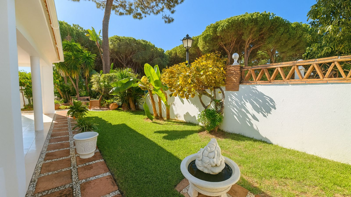 4 bedroom Villas for sale in El Rosario – R5387854 4 bedroom Villas for sale in El Rosario – R5387854