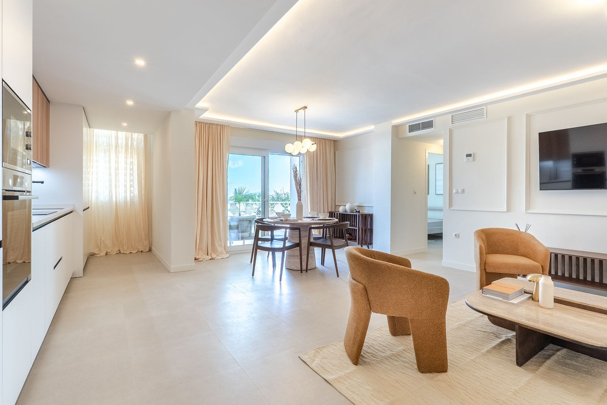 2 bedroom Apartments for sale in Las Chapas – R5367142