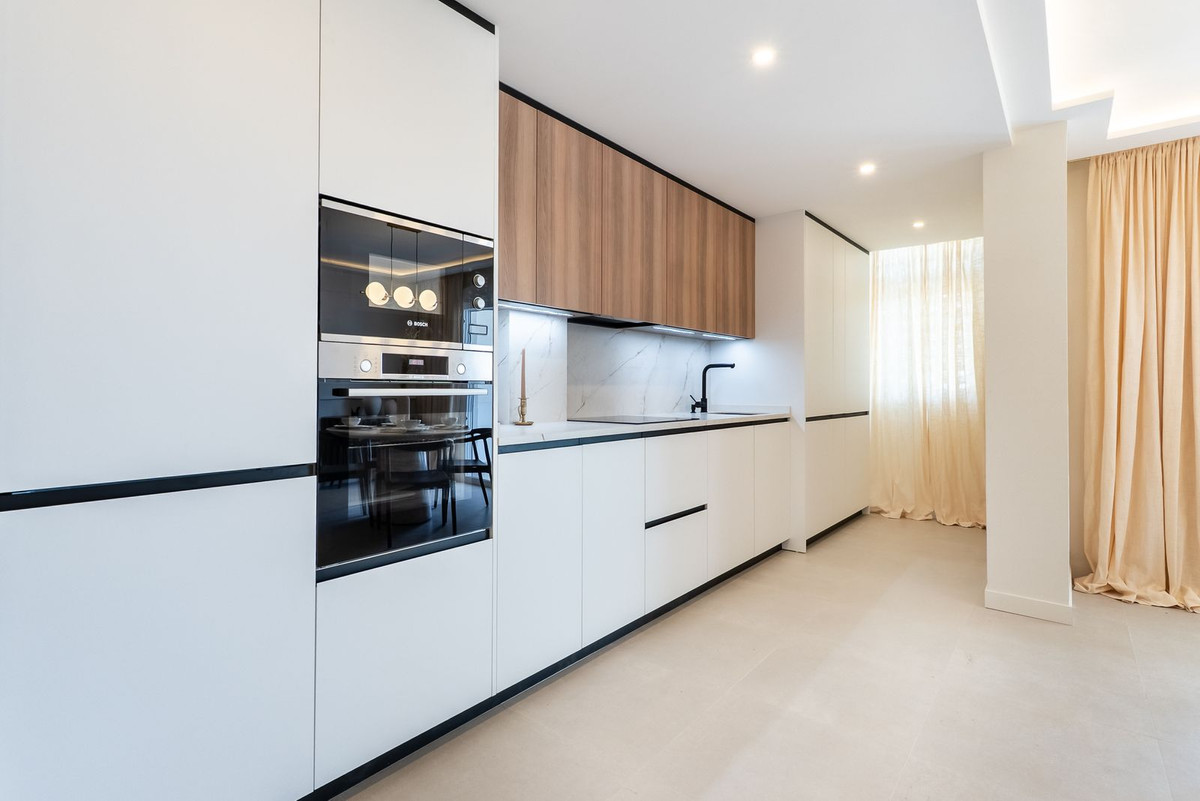 2 bedroom Apartments for sale in Las Chapas – R5367142