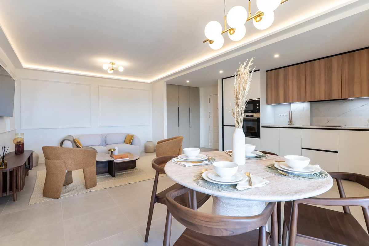 2 bedroom Apartments for sale in Las Chapas – R5367142