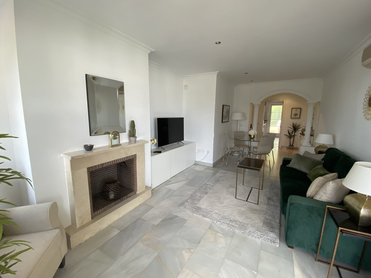 Apartamentos de 2 dormitorios en venta en Nueva Andaluc�a – R5333551 Apartamentos de 2 dormitorios en venta en Nueva Andaluc�a – R5333551