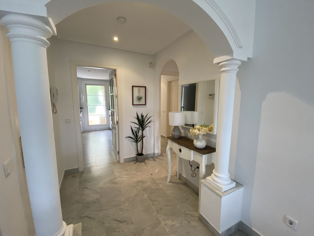 Apartamentos de 2 dormitorios en venta en Nueva Andaluc�a – R5333551 Apartamentos de 2 dormitorios en venta en Nueva Andaluc�a – R5333551