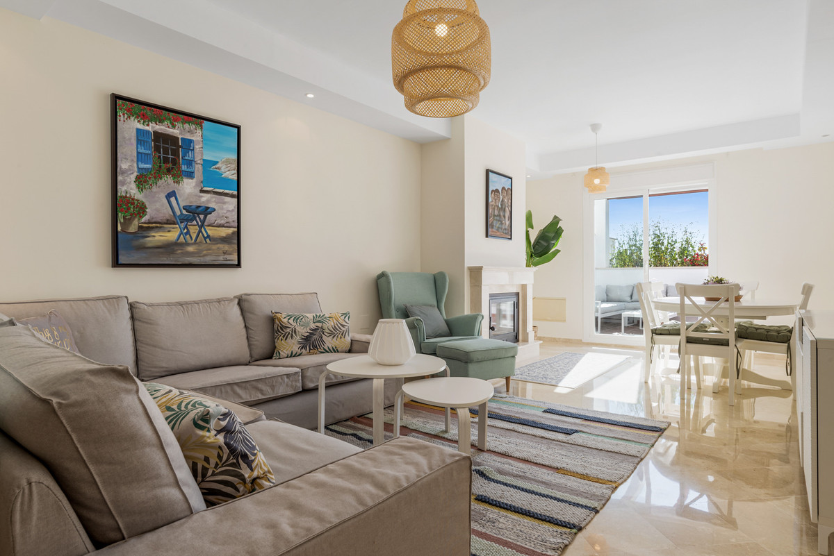 4 bedroom Apartments for sale in Nueva Andalucía – R5032516