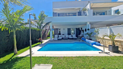 Pareados de 3 dormitorios en venta en Riviera del Sol – R5370256 Pareados de 3 dormitorios en venta en Riviera del Sol – R5370256