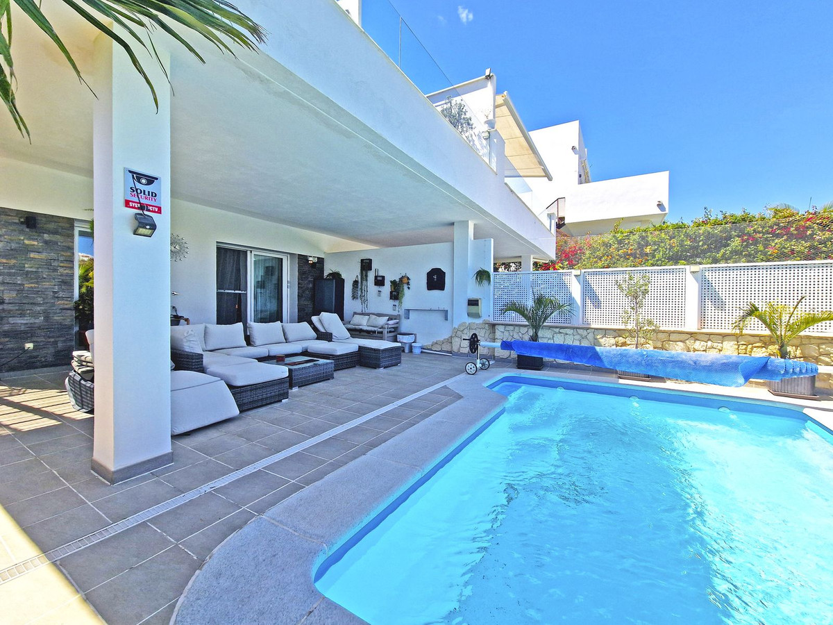 Pareados de 3 dormitorios en venta en Riviera del Sol – R5370256 Pareados de 3 dormitorios en venta en Riviera del Sol – R5370256