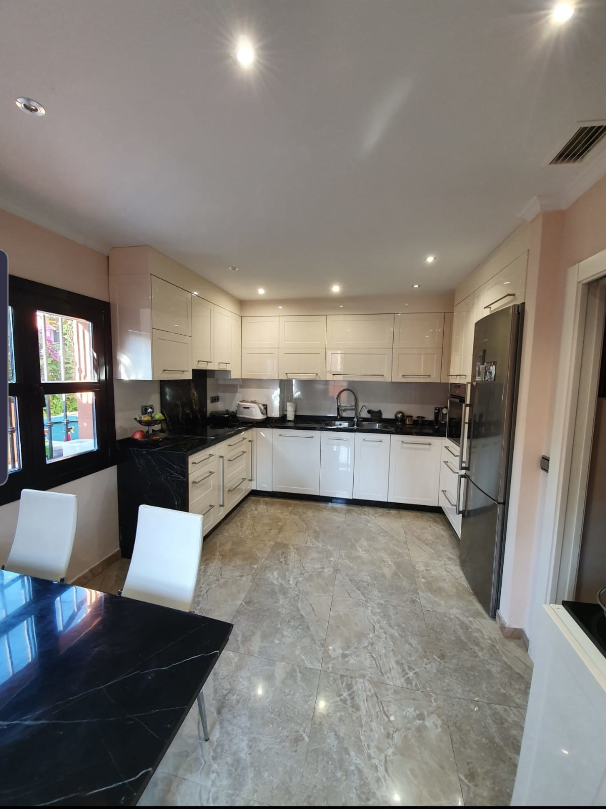 4 bedroom Townhouses for sale in San Pedro de Alcántara – R3651992 4 bedroom Townhouses for sale in San Pedro de Alcántara – R3651992