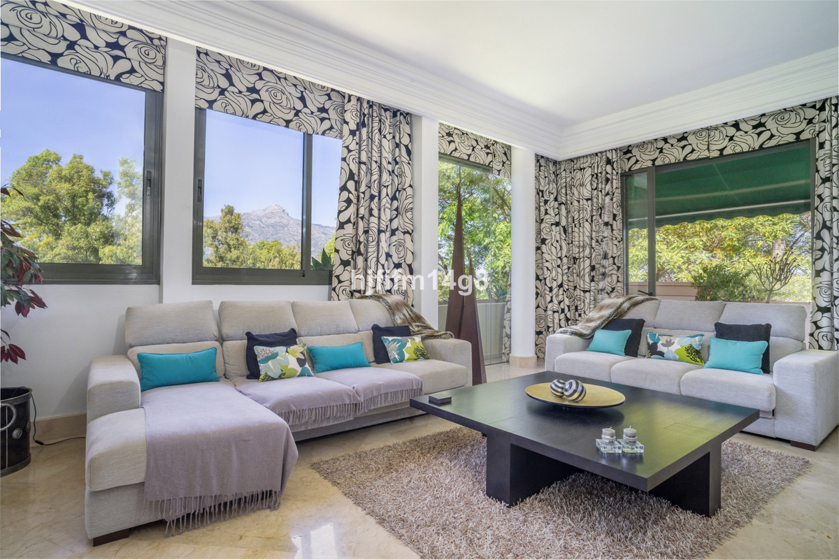 Apartamentos de 2 dormitorios en venta en Nueva Andalucía – R5107045 Apartamentos de 2 dormitorios en venta en Nueva Andalucía – R5107045