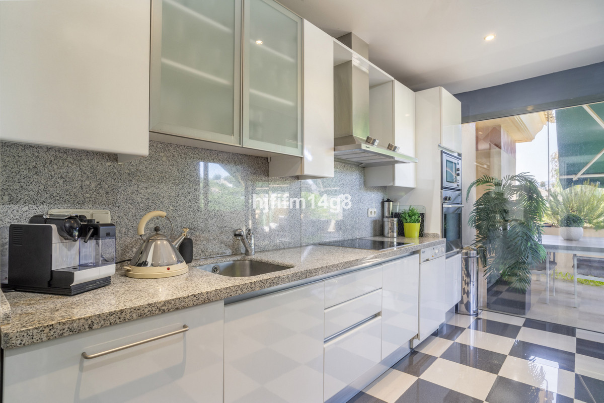Apartamentos de 2 dormitorios en venta en Nueva Andalucía – R5107045 Apartamentos de 2 dormitorios en venta en Nueva Andalucía – R5107045