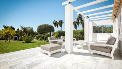 Apartamentos de 2 dormitorios en venta en Nueva Andalucía – R4649437