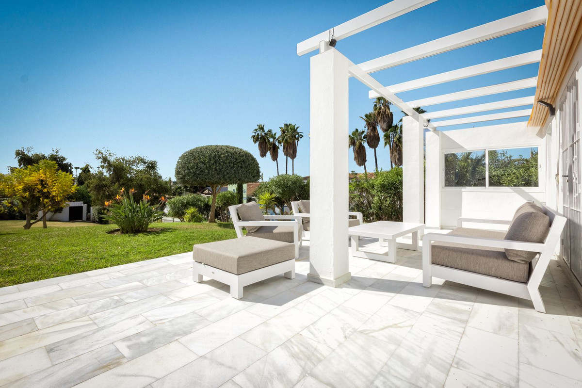 Apartamentos de 2 dormitorios en venta en Nueva Andaluc�a – R4649437 Apartamentos de 2 dormitorios en venta en Nueva Andaluc�a – R4649437