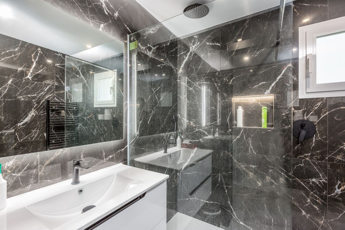 Apartamentos de 2 dormitorios en venta en Nueva Andaluc�a – R4649437 Apartamentos de 2 dormitorios en venta en Nueva Andaluc�a – R4649437
