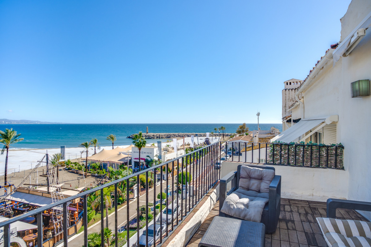 Aticos de 1 dormitorio en venta en Puerto Ban�s – R5214592 Aticos de 1 dormitorio en venta en Puerto Ban�s – R5214592