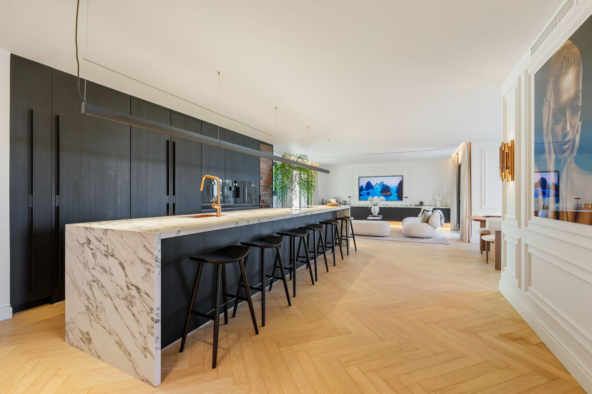 Apartamentos de 3 dormitorios en venta en Nueva Andalucía – R5272087 Apartamentos de 3 dormitorios en venta en Nueva Andalucía – R5272087