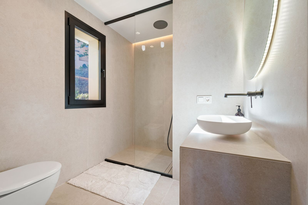 Apartamentos de 3 dormitorios en venta en Nueva Andalucía – R5272087 Apartamentos de 3 dormitorios en venta en Nueva Andalucía – R5272087