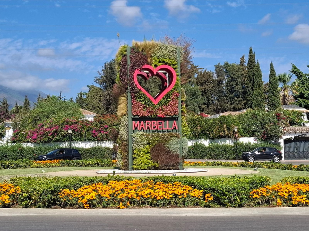 Apartamentos de 3 dormitorios en venta en Nueva Andaluc�a – R5168800 Apartamentos de 3 dormitorios en venta en Nueva Andaluc�a – R5168800