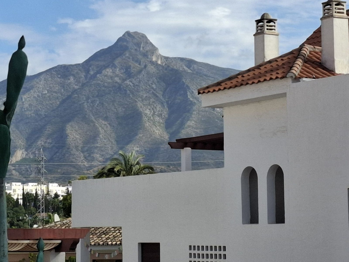 Apartamentos de 3 dormitorios en venta en Nueva Andaluc�a – R5168800 Apartamentos de 3 dormitorios en venta en Nueva Andaluc�a – R5168800