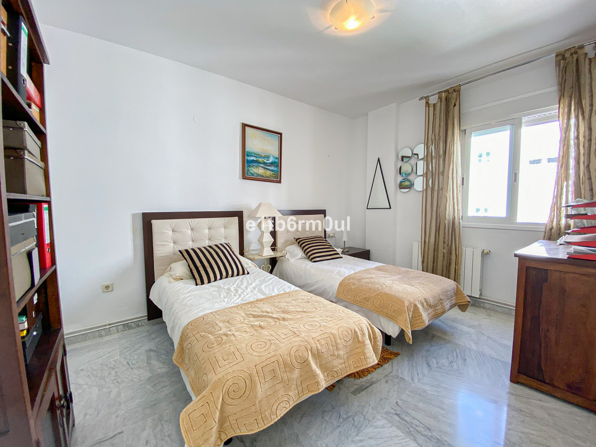 Apartamentos de 3 dormitorios en venta en Milla de Oro – R4994149 Apartamentos de 3 dormitorios en venta en Milla de Oro – R4994149
