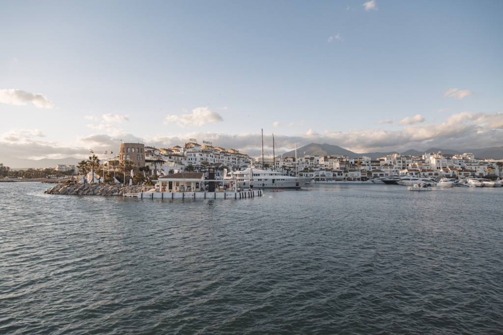Apartamentos de 3 dormitorios en venta en Puerto Banús – R4893922 Apartamentos de 3 dormitorios en venta en Puerto Banús – R4893922