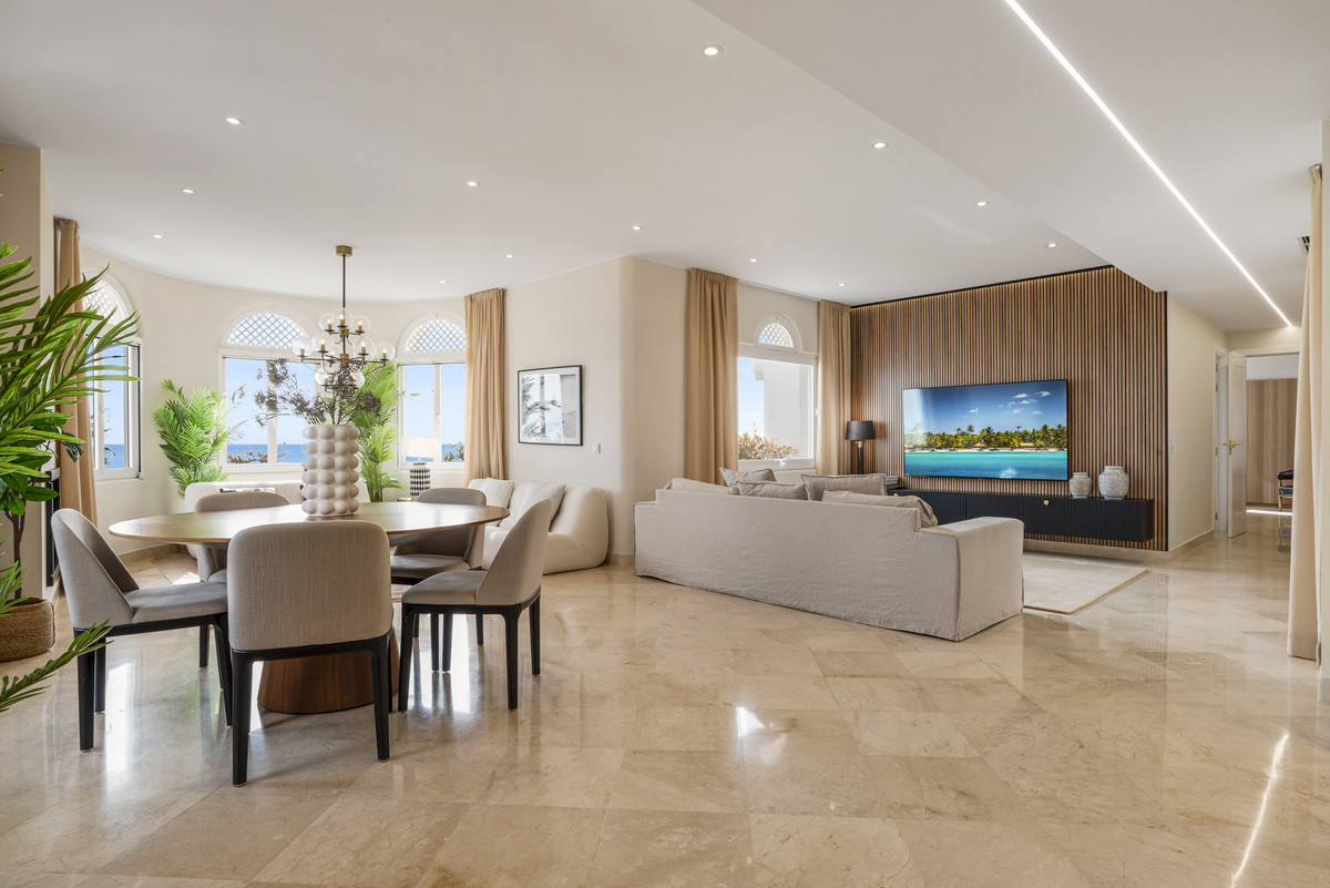 Apartamentos de 3 dormitorios en venta en Milla de Oro – R5393608 Apartamentos de 3 dormitorios en venta en Milla de Oro – R5393608