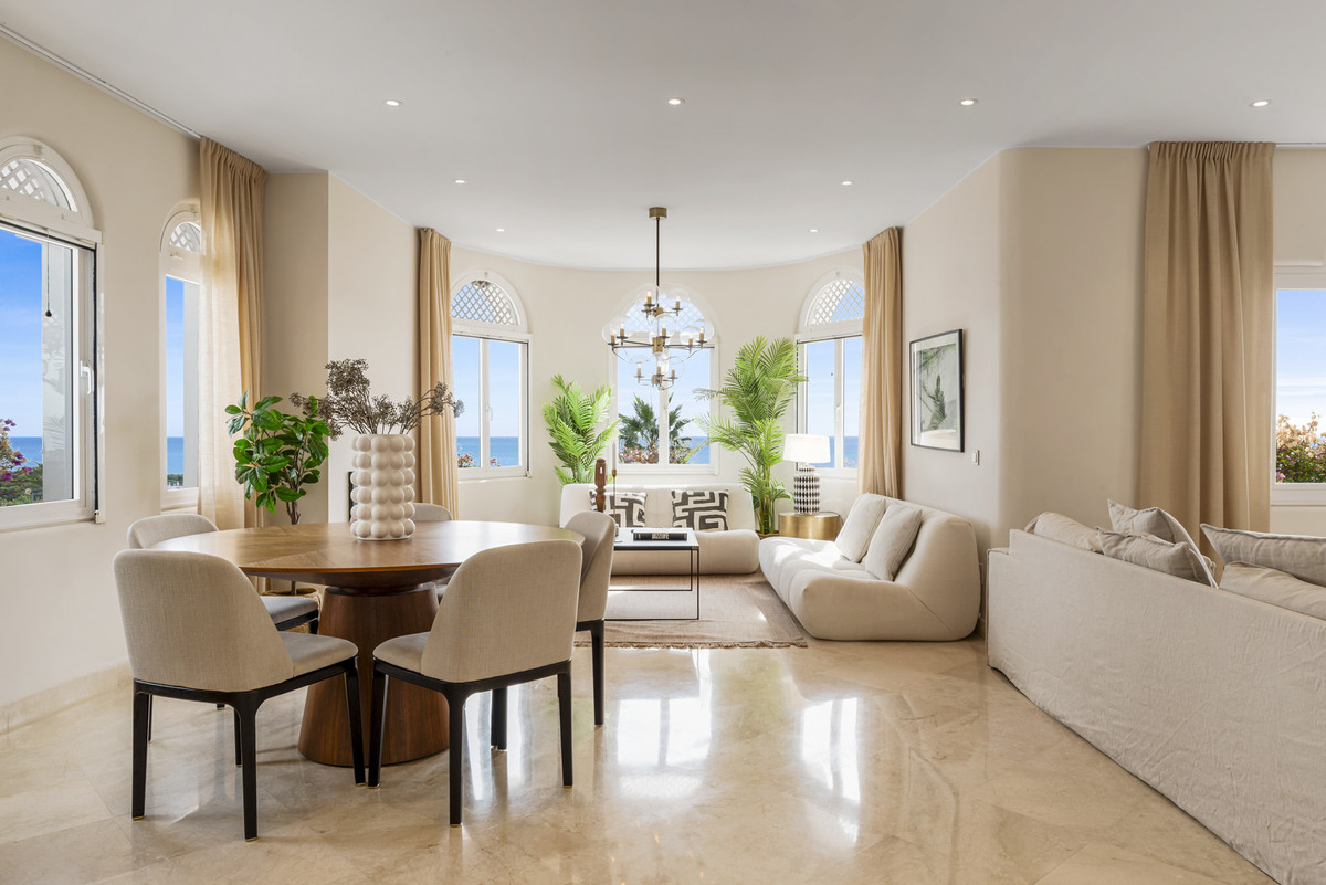 Apartamentos de 3 dormitorios en venta en Milla de Oro – R5393608 Apartamentos de 3 dormitorios en venta en Milla de Oro – R5393608