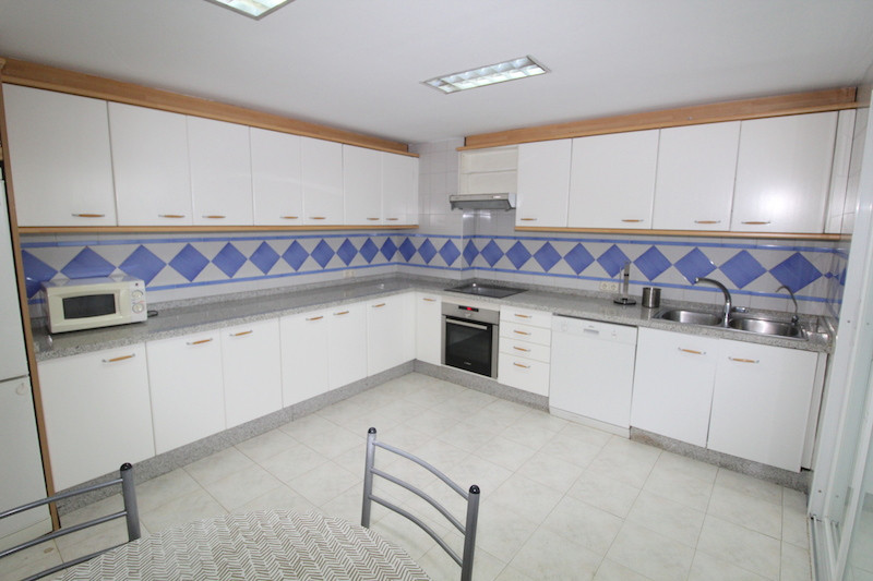 Aticos de 4 dormitorios en venta en Puerto Ban�s – R4583143 Aticos de 4 dormitorios en venta en Puerto Ban�s – R4583143
