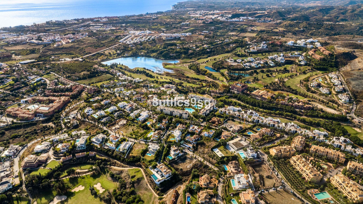 4 bedroom Villas for sale in Los Flamingos – R4842022 4 bedroom Villas for sale in Los Flamingos – R4842022