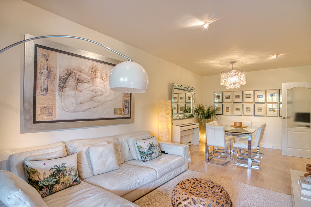 Apartamentos de 3 dormitorios en venta en Milla de Oro – R5370430 Apartamentos de 3 dormitorios en venta en Milla de Oro – R5370430