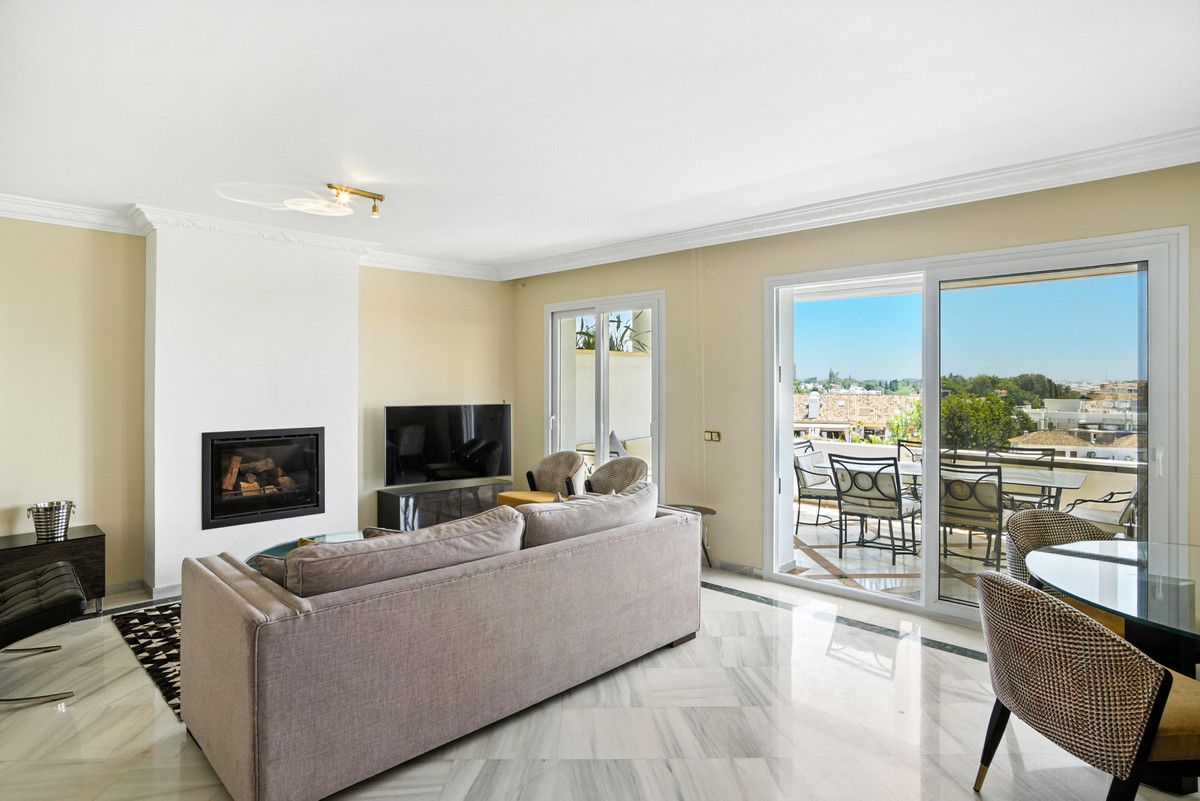 Apartamentos de 3 dormitorios en venta en Milla de Oro – R5076520 Apartamentos de 3 dormitorios en venta en Milla de Oro – R5076520