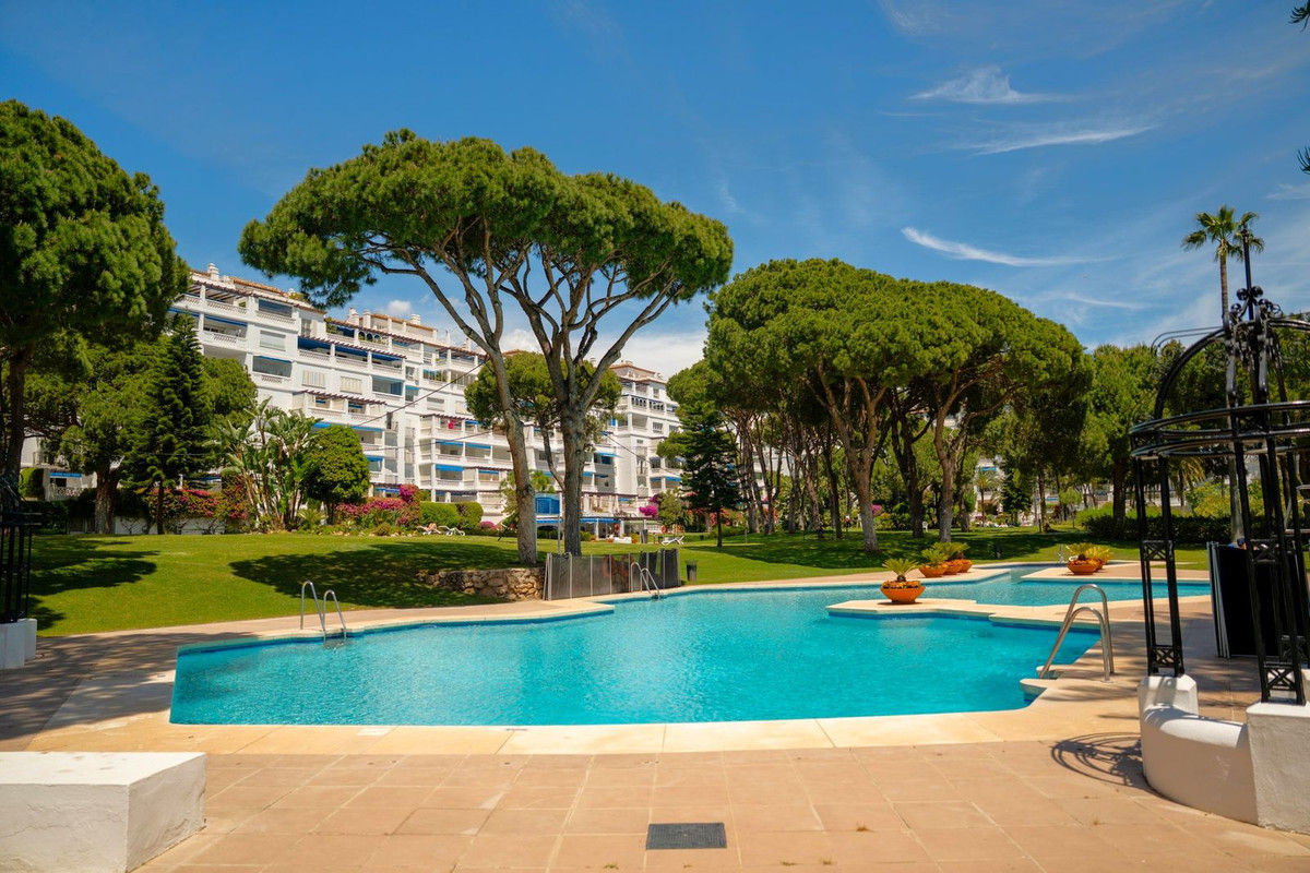 4 bedroom Apartments for sale in Puerto Banús – R5378884 4 bedroom Apartments for sale in Puerto Banús – R5378884