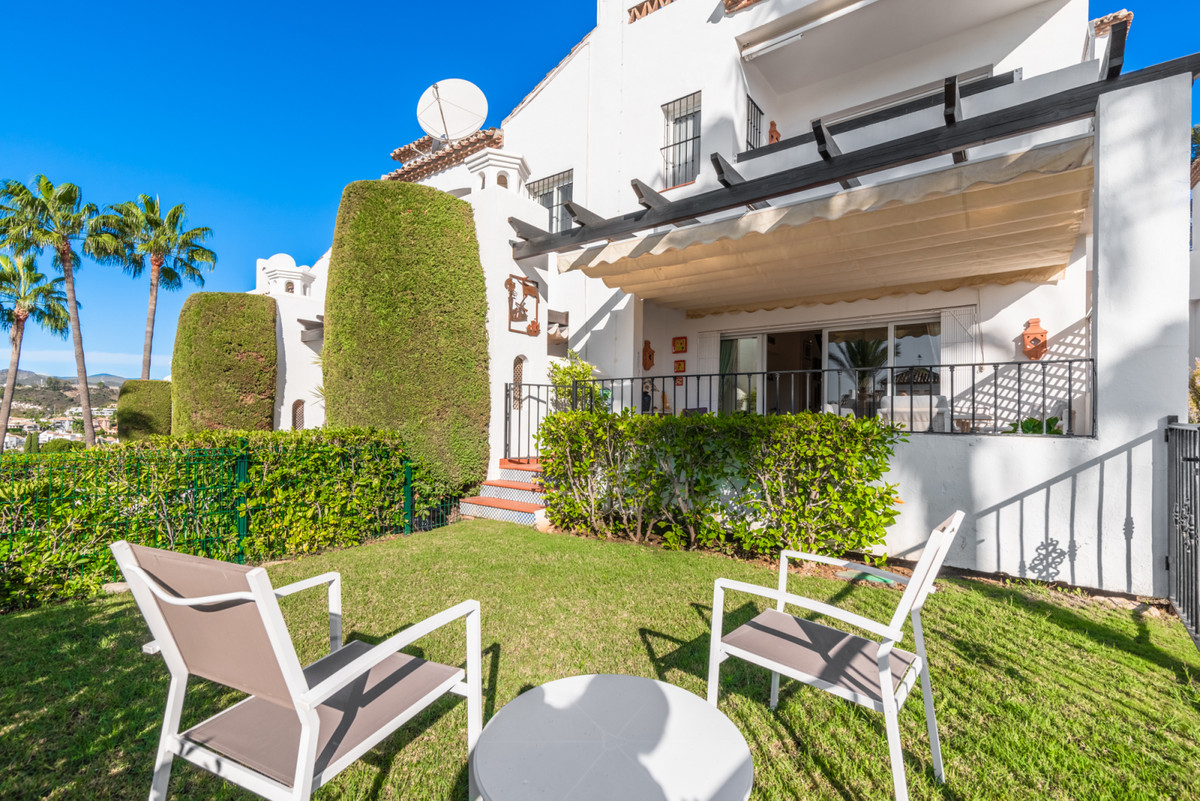 Adosados de 3 dormitorios en venta en Nueva Andalucía – R5373964 Adosados de 3 dormitorios en venta en Nueva Andalucía – R5373964