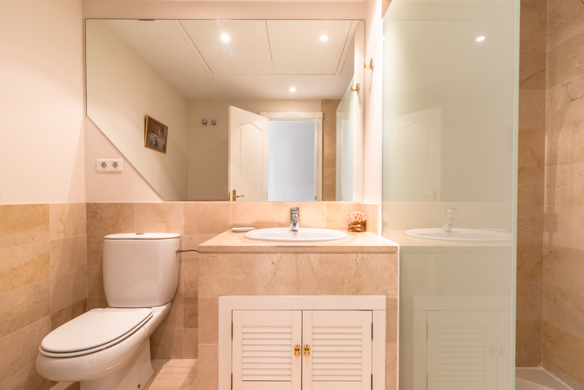 Adosados de 3 dormitorios en venta en Nueva Andalucía – R5373964 Adosados de 3 dormitorios en venta en Nueva Andalucía – R5373964
