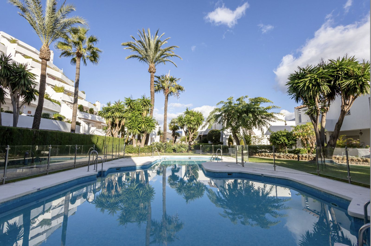 Aticos de 2 dormitorios en venta en Nueva Andalucía – R5186485 Aticos de 2 dormitorios en venta en Nueva Andalucía – R5186485