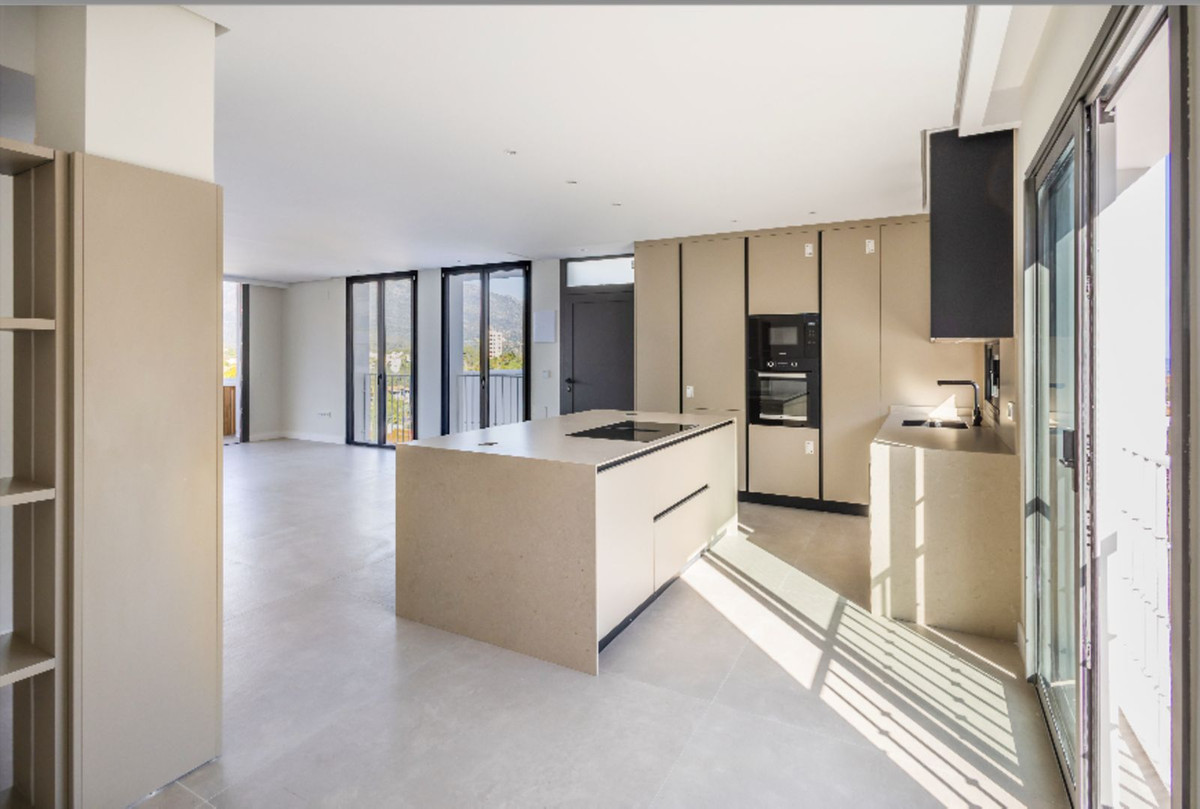 Aticos de 2 dormitorios en venta en Nueva Andalucía – R5186485 Aticos de 2 dormitorios en venta en Nueva Andalucía – R5186485