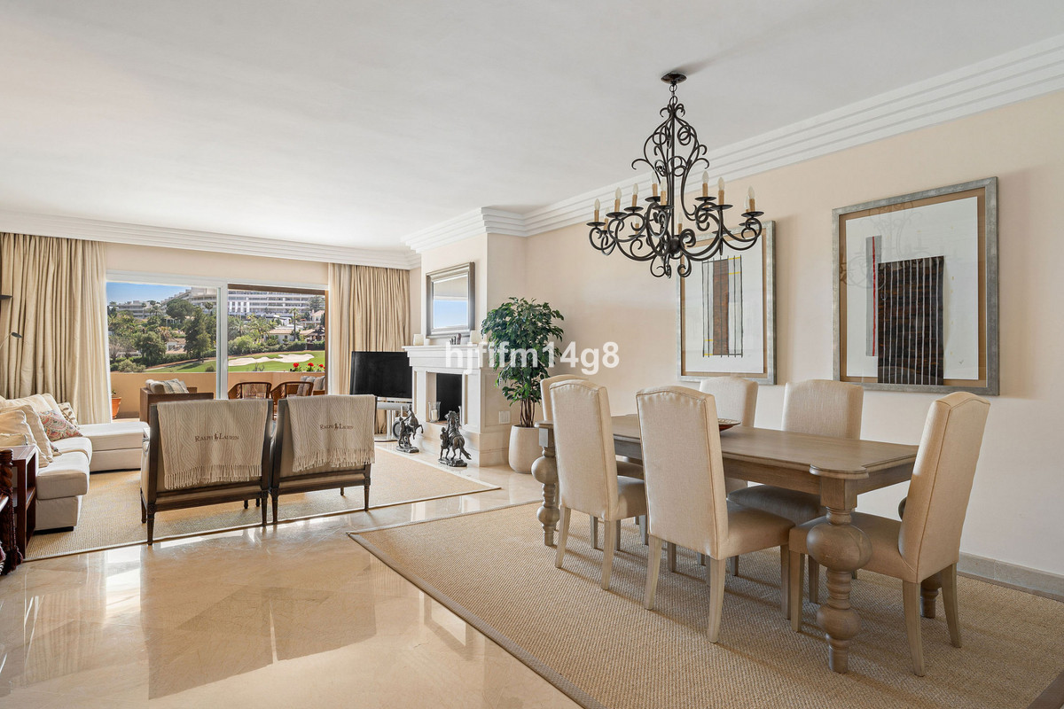 Apartamentos de 3 dormitorios en venta en Nueva Andaluc�a – R5366293 Apartamentos de 3 dormitorios en venta en Nueva Andaluc�a – R5366293
