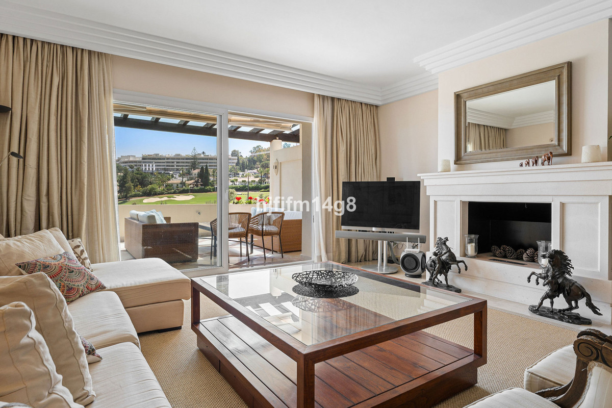 Apartamentos de 3 dormitorios en venta en Nueva Andaluc�a – R5366293 Apartamentos de 3 dormitorios en venta en Nueva Andaluc�a – R5366293