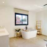 Villas de 6 dormitorios en venta en Marbella – R4659478 Villas de 6 dormitorios en venta en Marbella – R4659478