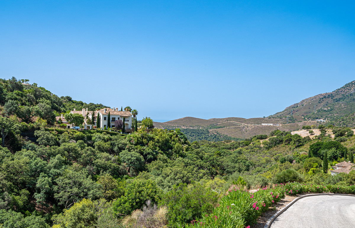 Plots for sale in La Zagaleta – R4835560 Plots for sale in La Zagaleta – R4835560