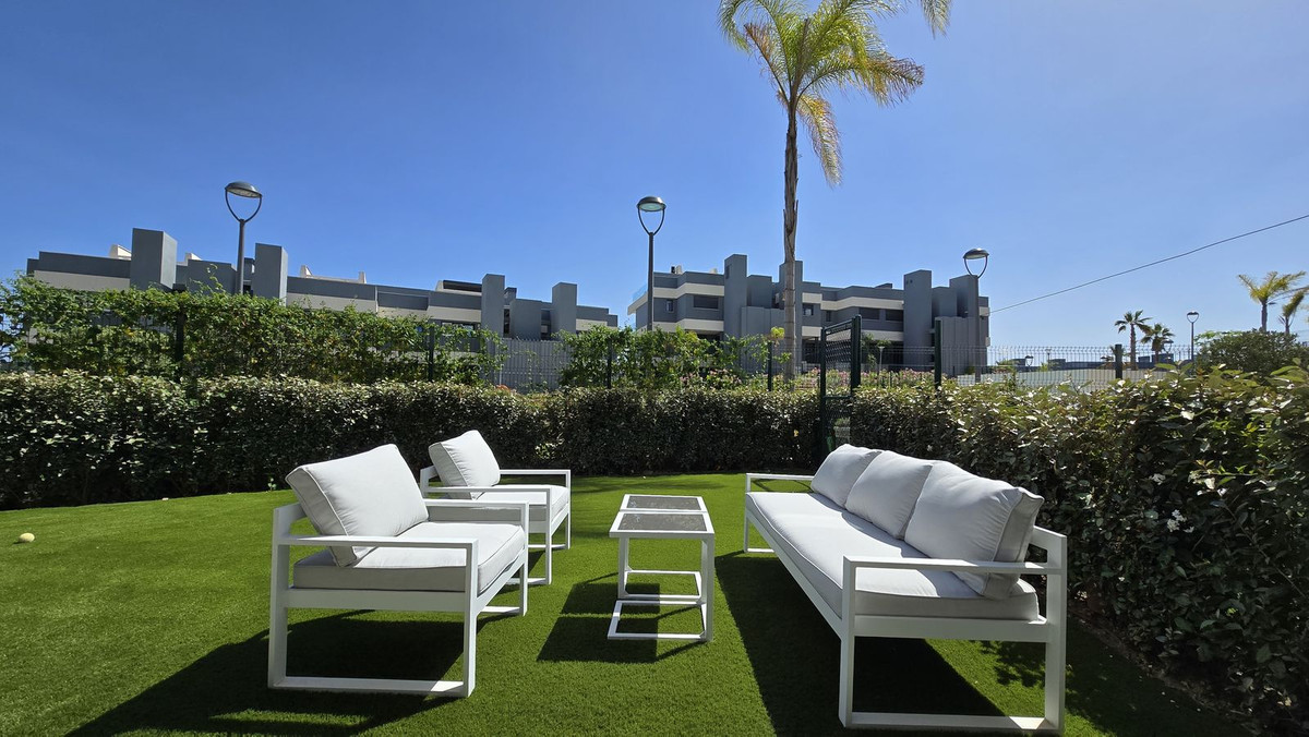 3 bedroom Apartments for sale in Nueva Milla de Oro – R5120578 3 bedroom Apartments for sale in Nueva Milla de Oro – R5120578