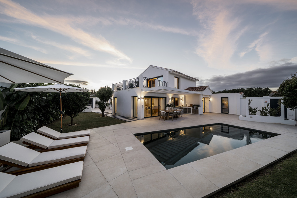 5 bedroom Villas for sale in San Pedro de Alc�ntara – R5245315 5 bedroom Villas for sale in San Pedro de Alc�ntara – R5245315