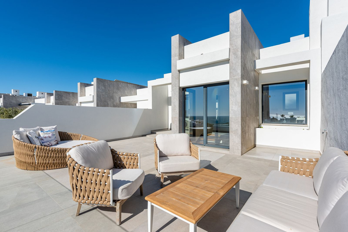 Adosados de 3 dormitorios en venta en Cabopino – R5335204 Adosados de 3 dormitorios en venta en Cabopino – R5335204