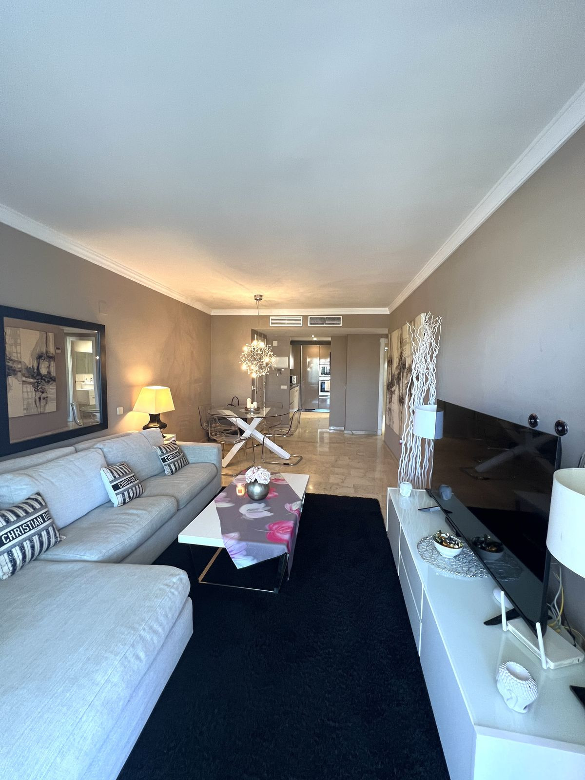 Apartamentos de 2 dormitorios en venta en Puerto Banús – R5237380 Apartamentos de 2 dormitorios en venta en Puerto Banús – R5237380