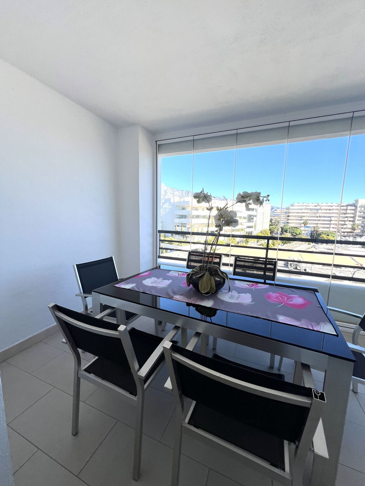 Apartamentos de 2 dormitorios en venta en Puerto Banús – R5237380 Apartamentos de 2 dormitorios en venta en Puerto Banús – R5237380
