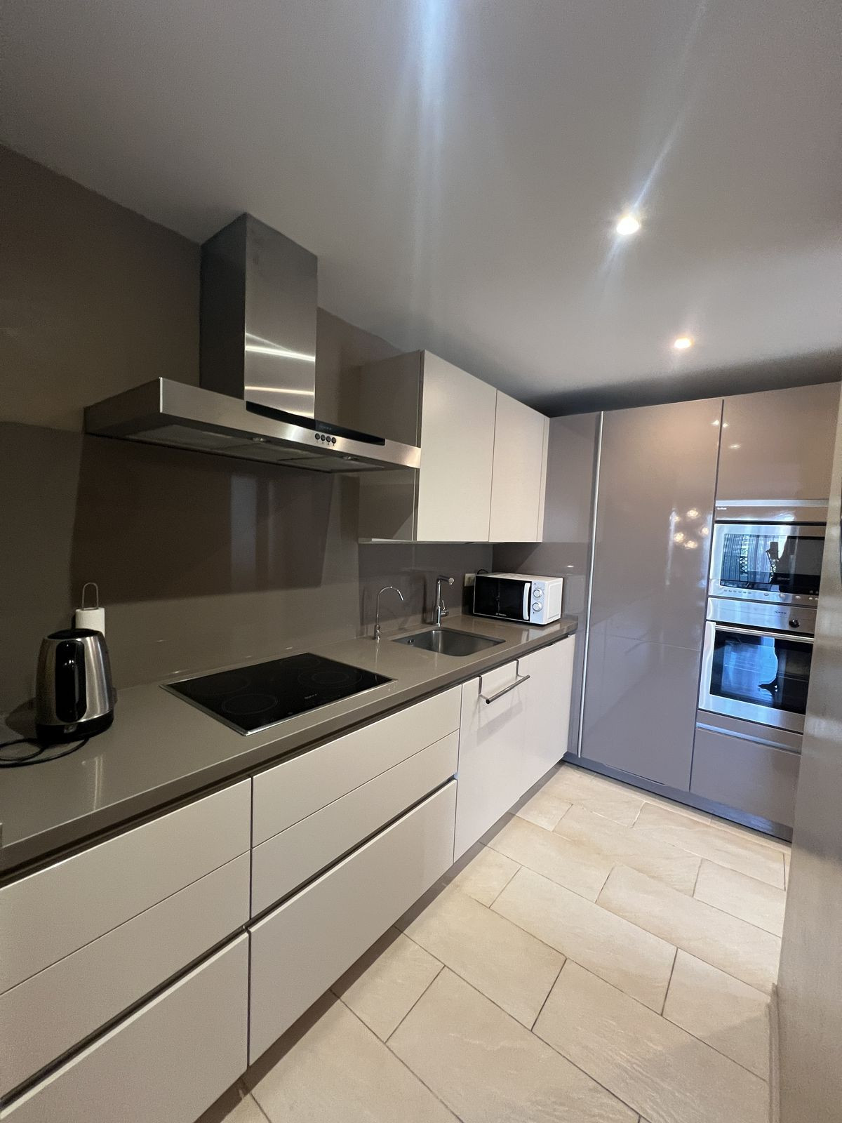 Apartamentos de 2 dormitorios en venta en Puerto Banús – R5237380 Apartamentos de 2 dormitorios en venta en Puerto Banús – R5237380