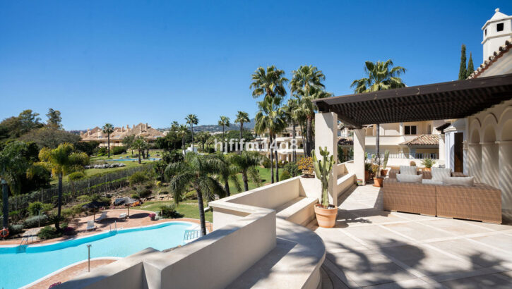 Apartamentos de 3 dormitorios en venta en Nueva Andaluc�a – R5351119 Apartamentos de 3 dormitorios en venta en Nueva Andaluc�a – R5351119 en