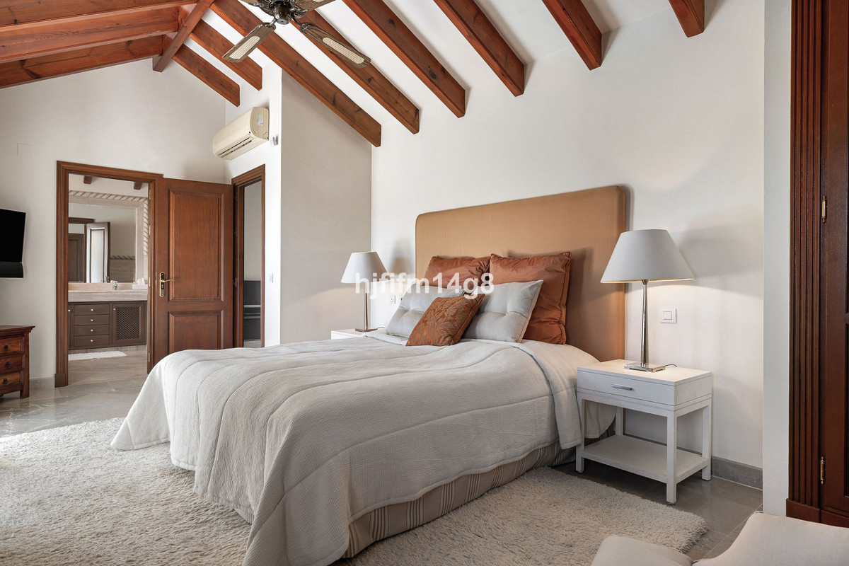 Apartamentos de 3 dormitorios en venta en Nueva Andaluc�a – R5351119 Apartamentos de 3 dormitorios en venta en Nueva Andaluc�a – R5351119