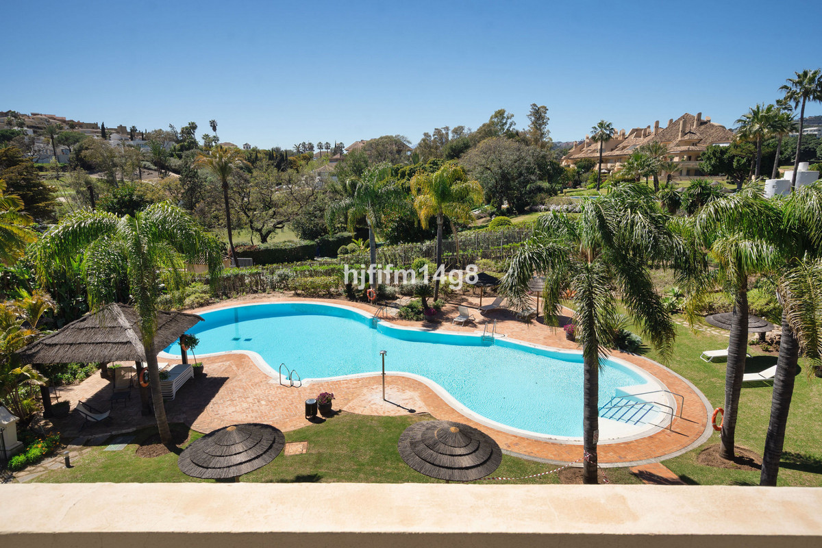Apartamentos de 3 dormitorios en venta en Nueva Andaluc�a – R5351119 Apartamentos de 3 dormitorios en venta en Nueva Andaluc�a – R5351119