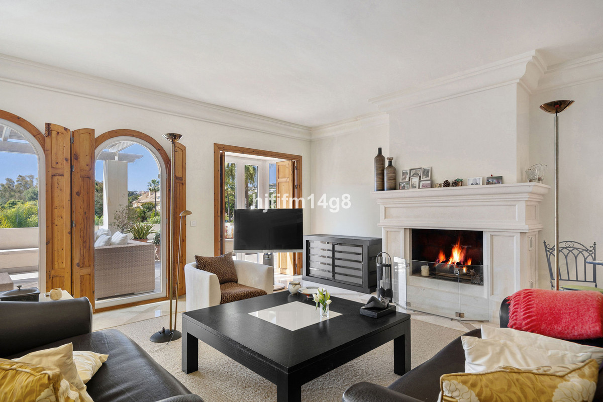 Apartamentos de 3 dormitorios en venta en Nueva Andaluc�a – R5351119 Apartamentos de 3 dormitorios en venta en Nueva Andaluc�a – R5351119