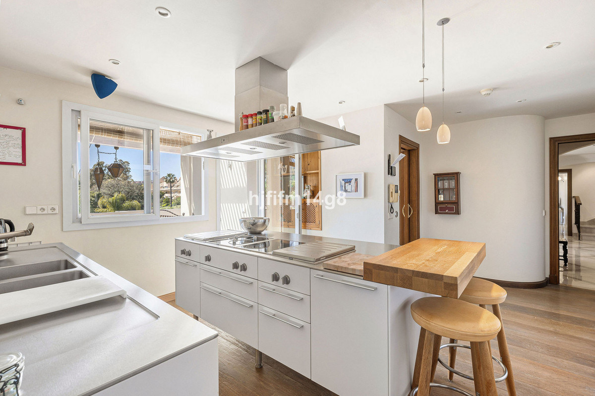 Apartamentos de 3 dormitorios en venta en Nueva Andaluc�a – R5351119 Apartamentos de 3 dormitorios en venta en Nueva Andaluc�a – R5351119